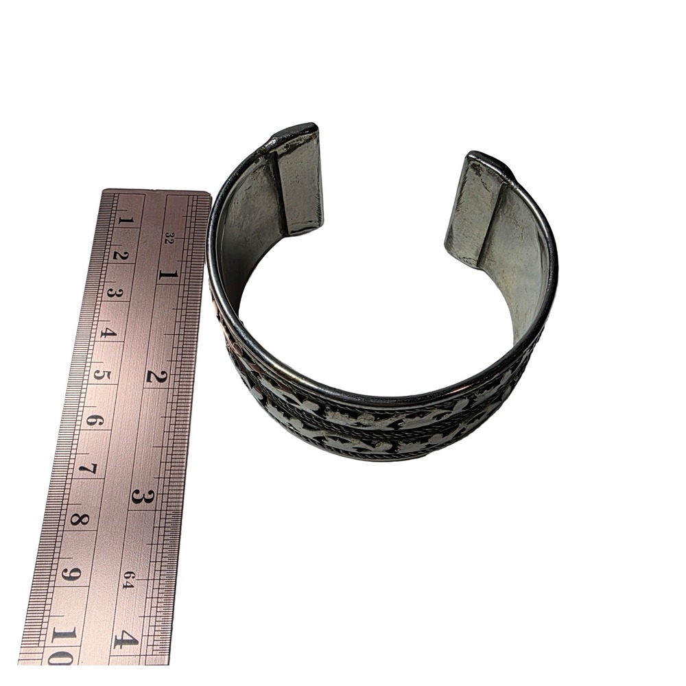 Vintage Silver Tone Floral Openwork Wide Cuff Bracelet Twisted Rope Border Boho - Picture 6 of 6